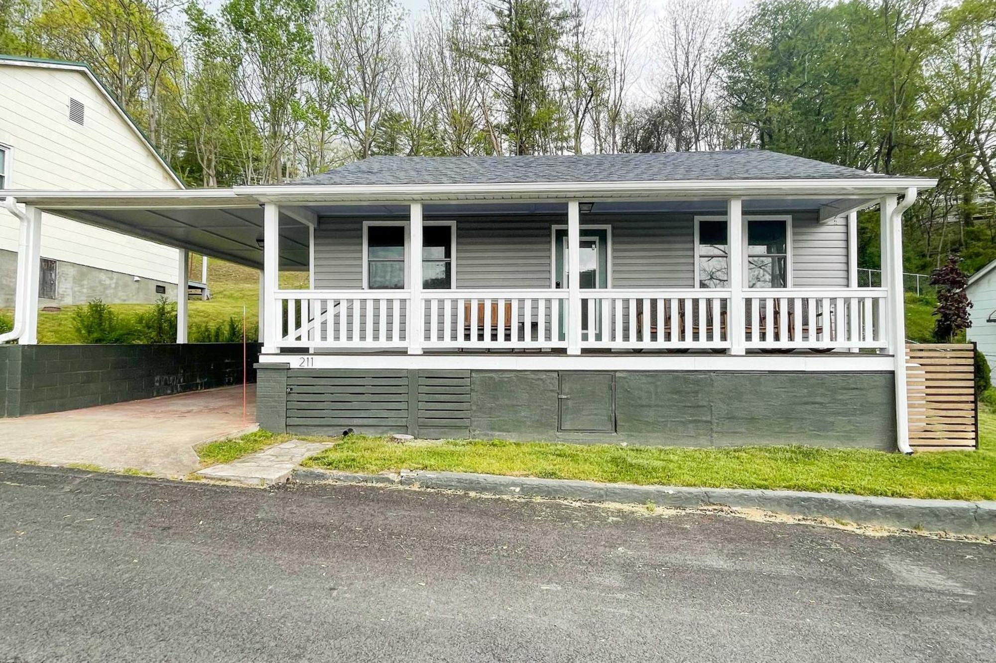 Cozy Fries Escape With Mountain And River Views! Galax Exterior photo